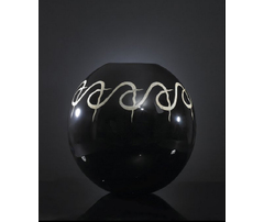Ваза, модель «VASO SFERA SNAKE RESINA BIG»